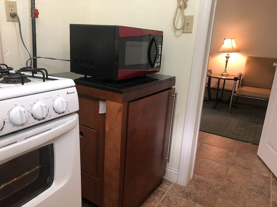 Furnished Finder property 404186_1 photo 3