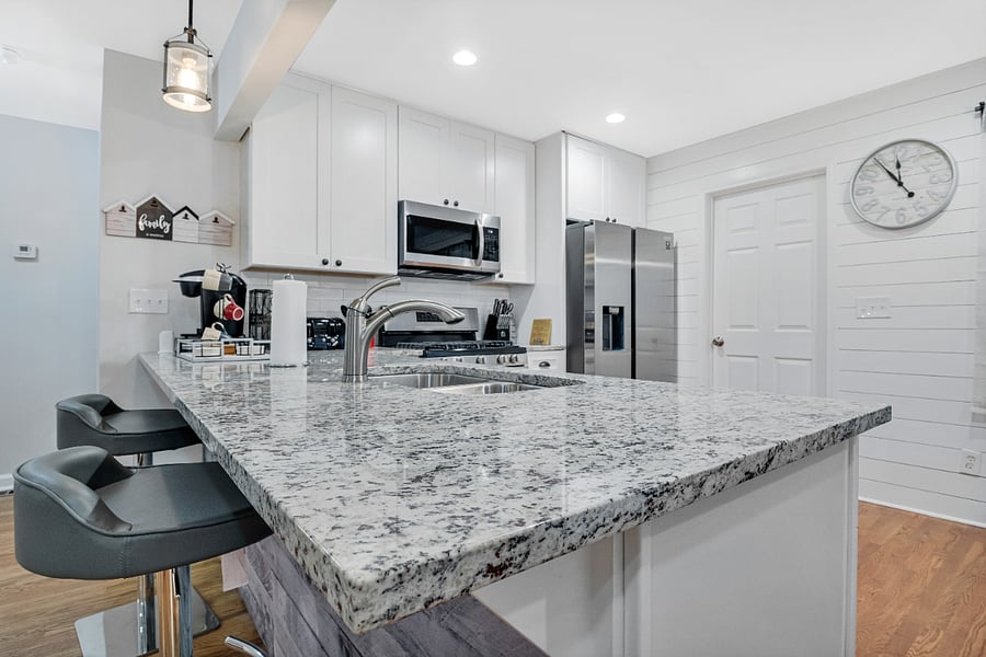 Furnished Finder property 404214_2 photo 5
