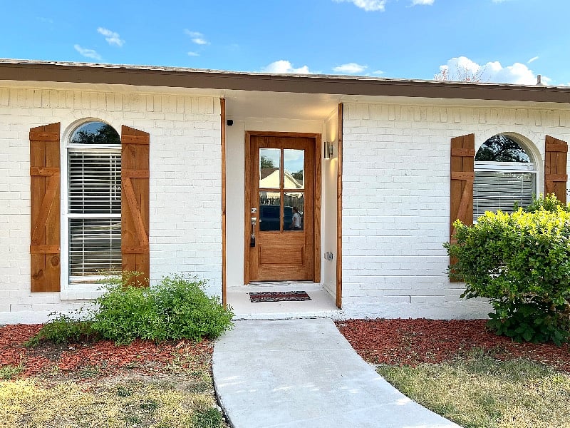 Furnished Finder property 404252_1 photo 2