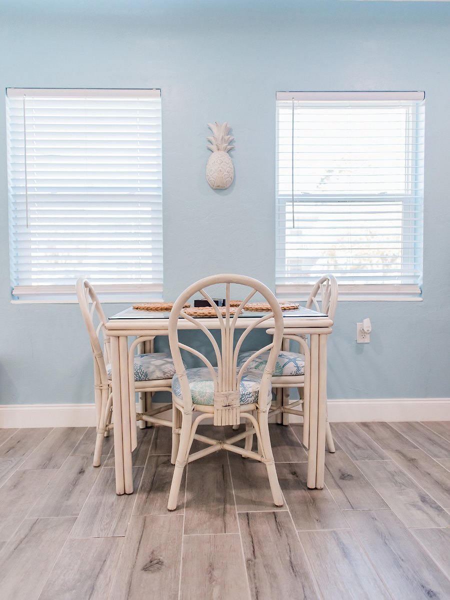 Furnished Finder property 404295_2 photo 8