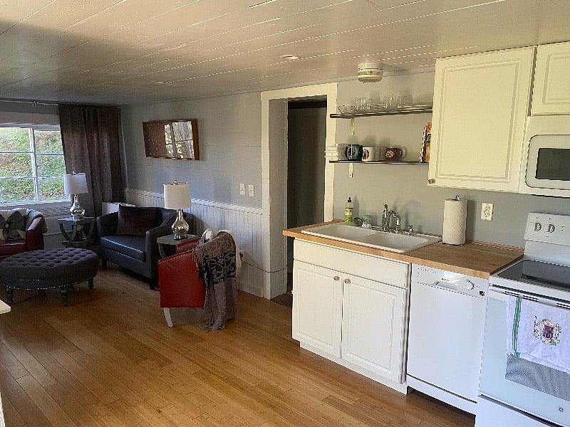 Furnished Finder property 404324_1 photo 15