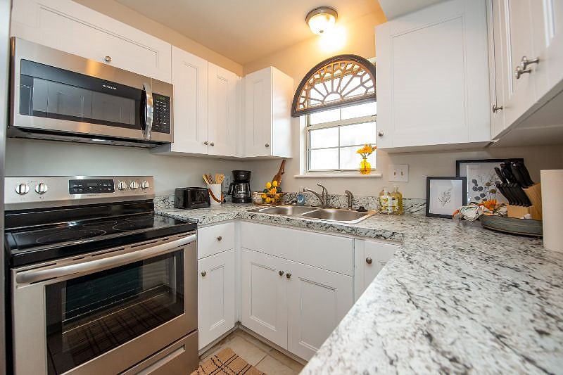 Furnished Finder property 404327_1 photo 13