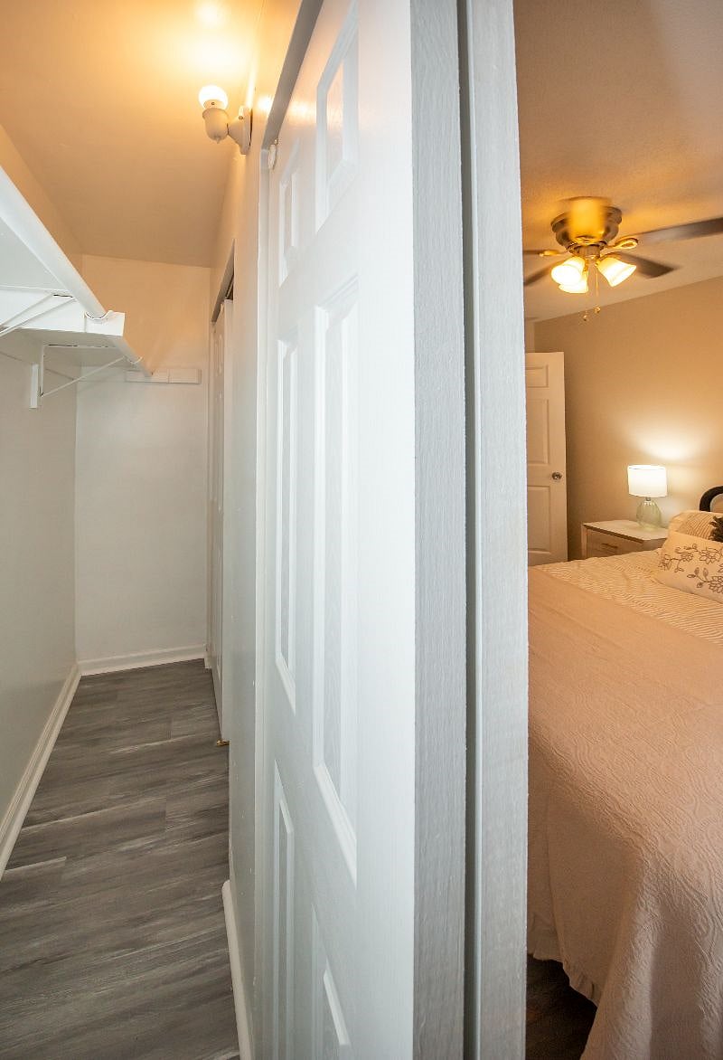 Furnished Finder property 404327_1 photo 17