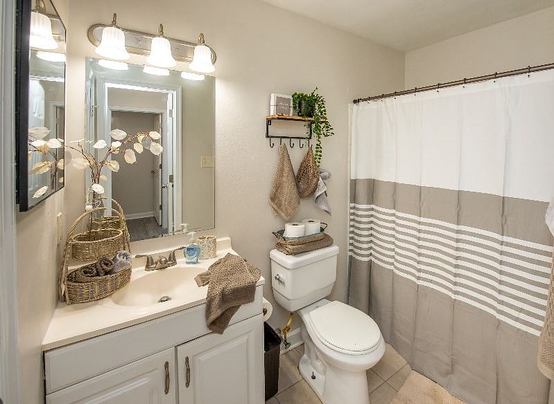 Furnished Finder property 404327_1 photo 26