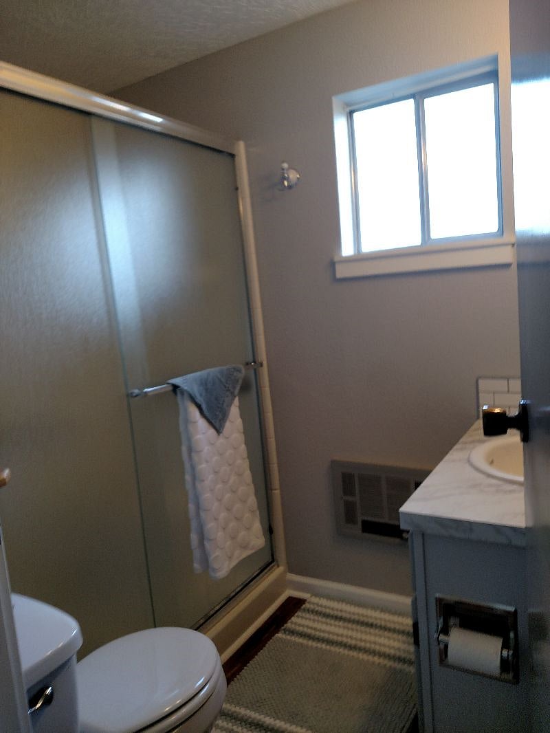 Furnished Finder property 404351_1 photo 10