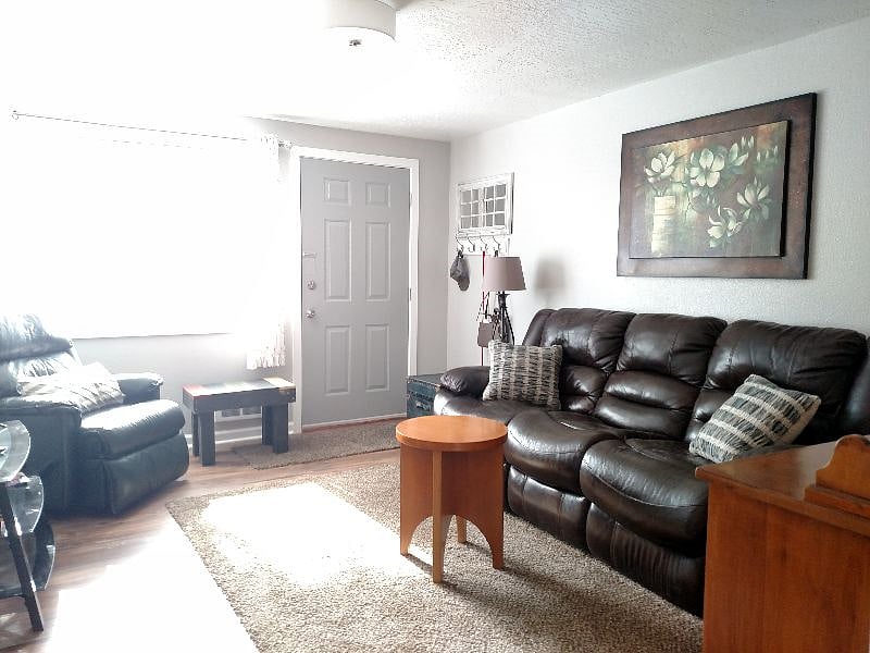 Furnished Finder property 404351_1 photo 3