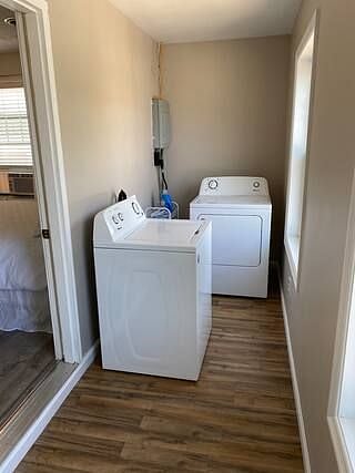 Furnished Finder property 404352_1 photo 31