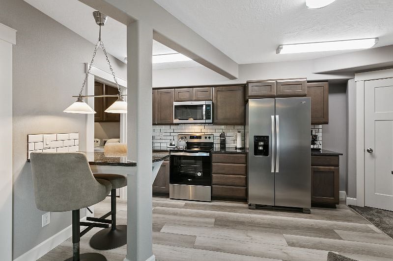 Furnished Finder property 404371_1 photo 6
