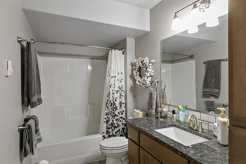 Furnished Finder property 404371_1 photo 8