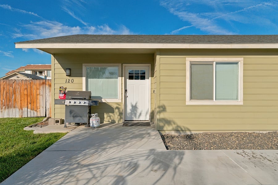Furnished Finder property 404409_1 photo 17