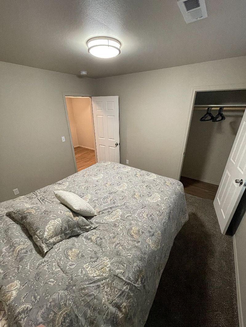 Furnished Finder property 404409_1 photo 16