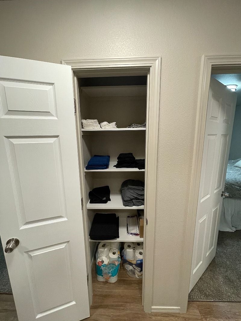 Furnished Finder property 404409_1 photo 20