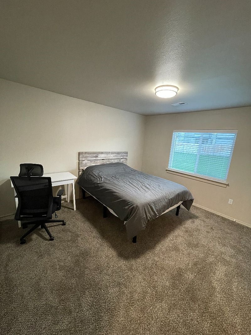 Furnished Finder property 404409_1 photo 8