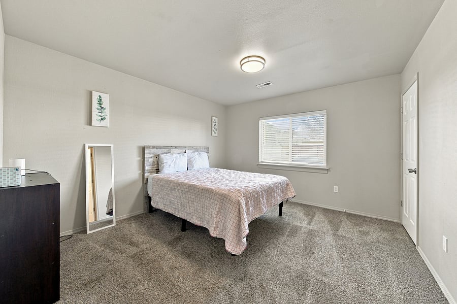 Furnished Finder property 404409_1 photo 10