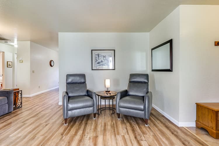 Furnished Finder property 404410_2 photo 6