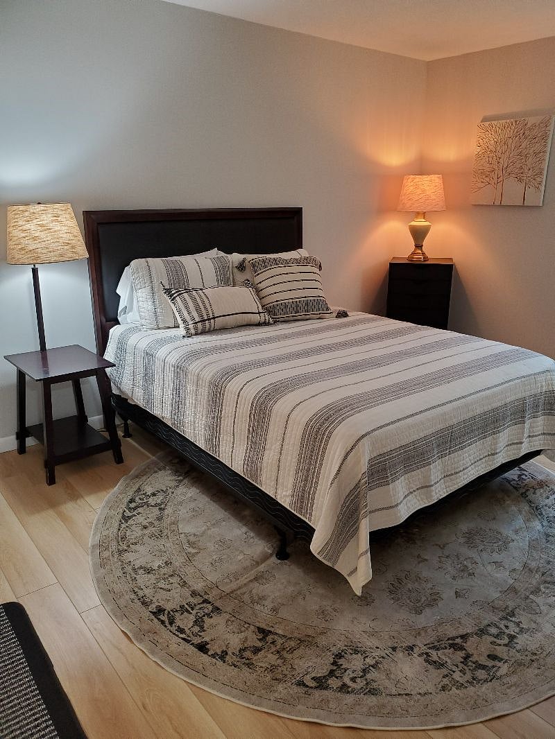 Furnished Finder property 404417_1 photo 10
