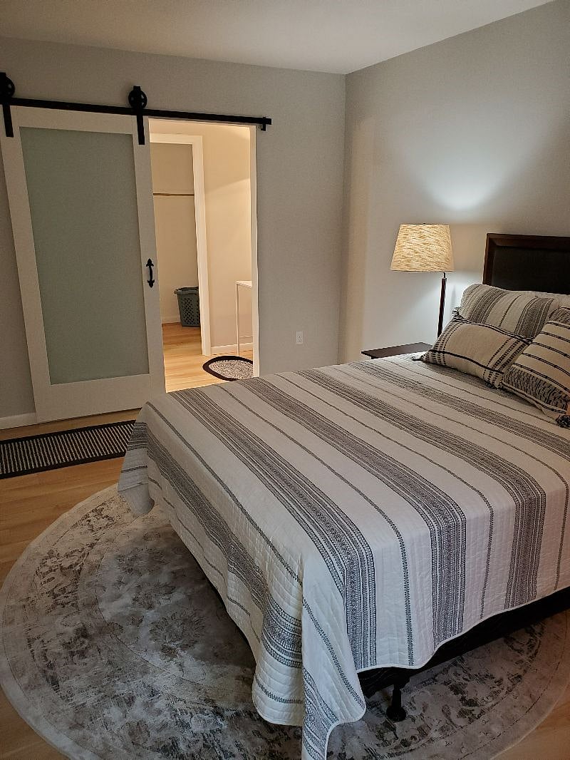 Furnished Finder property 404417_1 photo 11