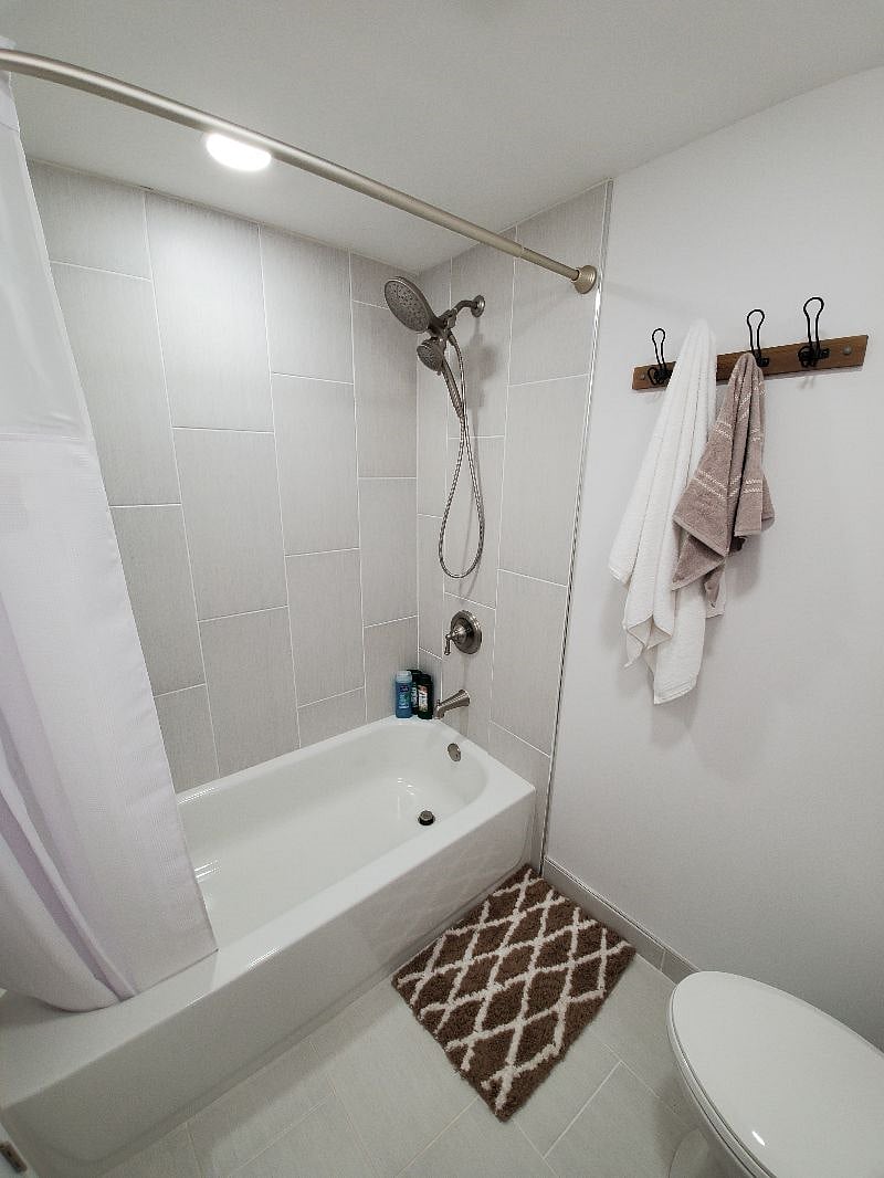 Furnished Finder property 404417_1 photo 18