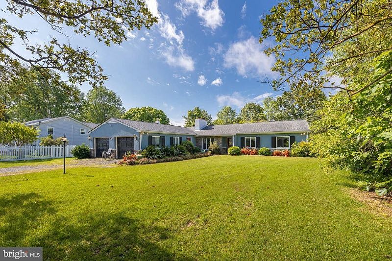 Furnished Finder property 404419_1 photo 3