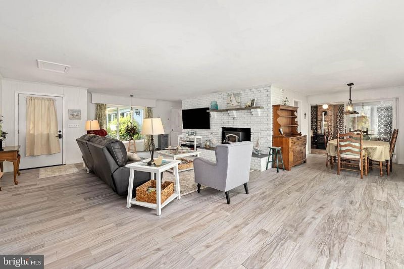 Furnished Finder property 404419_1 photo 16