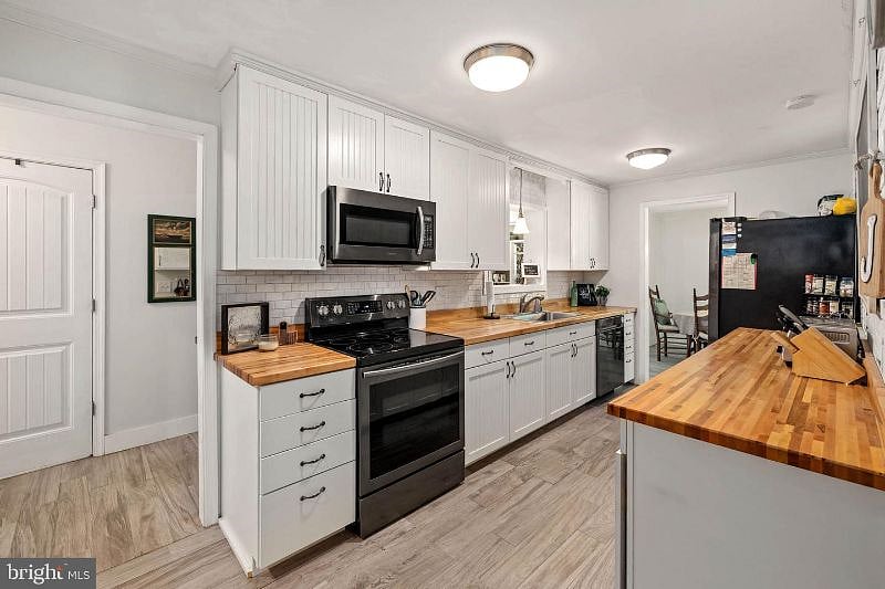 Furnished Finder property 404419_1 photo 26
