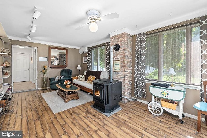 Furnished Finder property 404419_1 photo 32