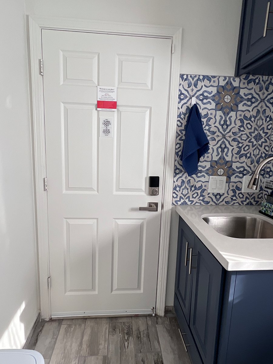 Furnished Finder property 404423_1 photo 31