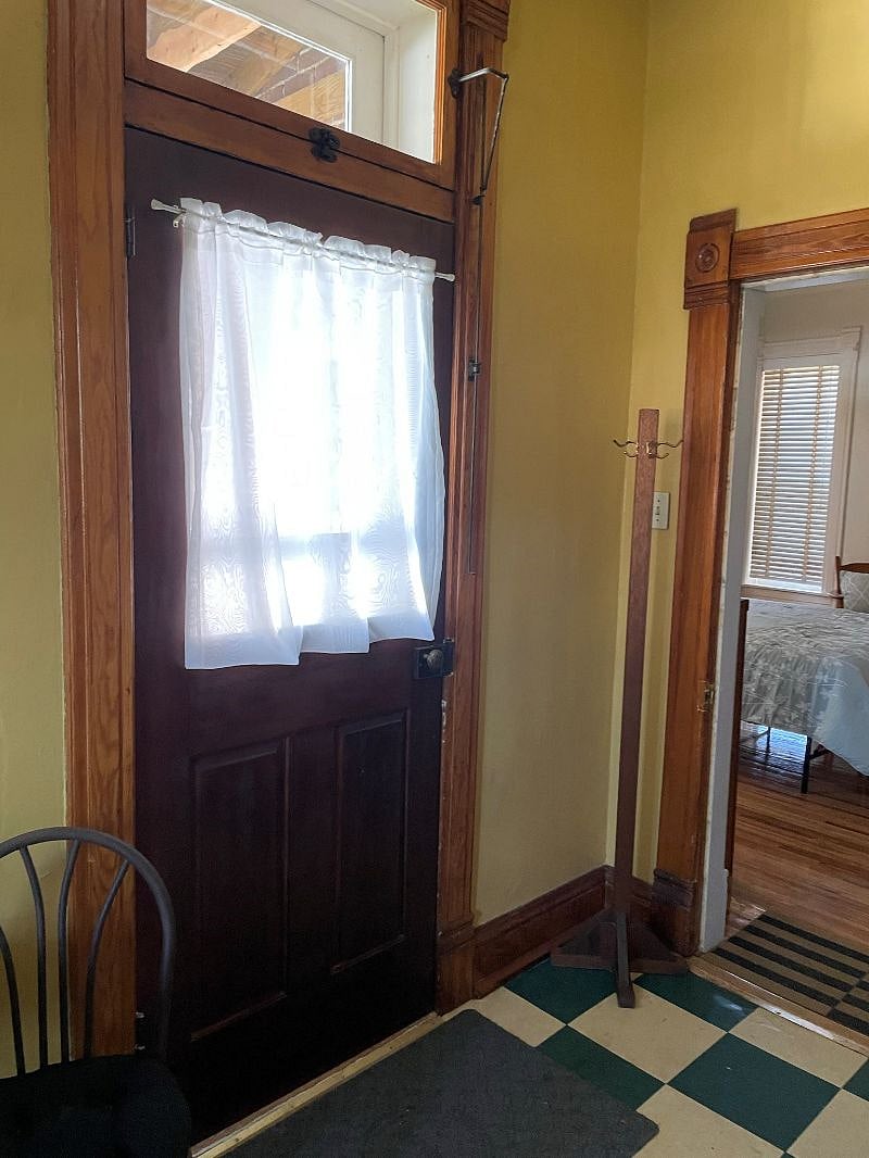 Furnished Finder property 404426_1 photo 4