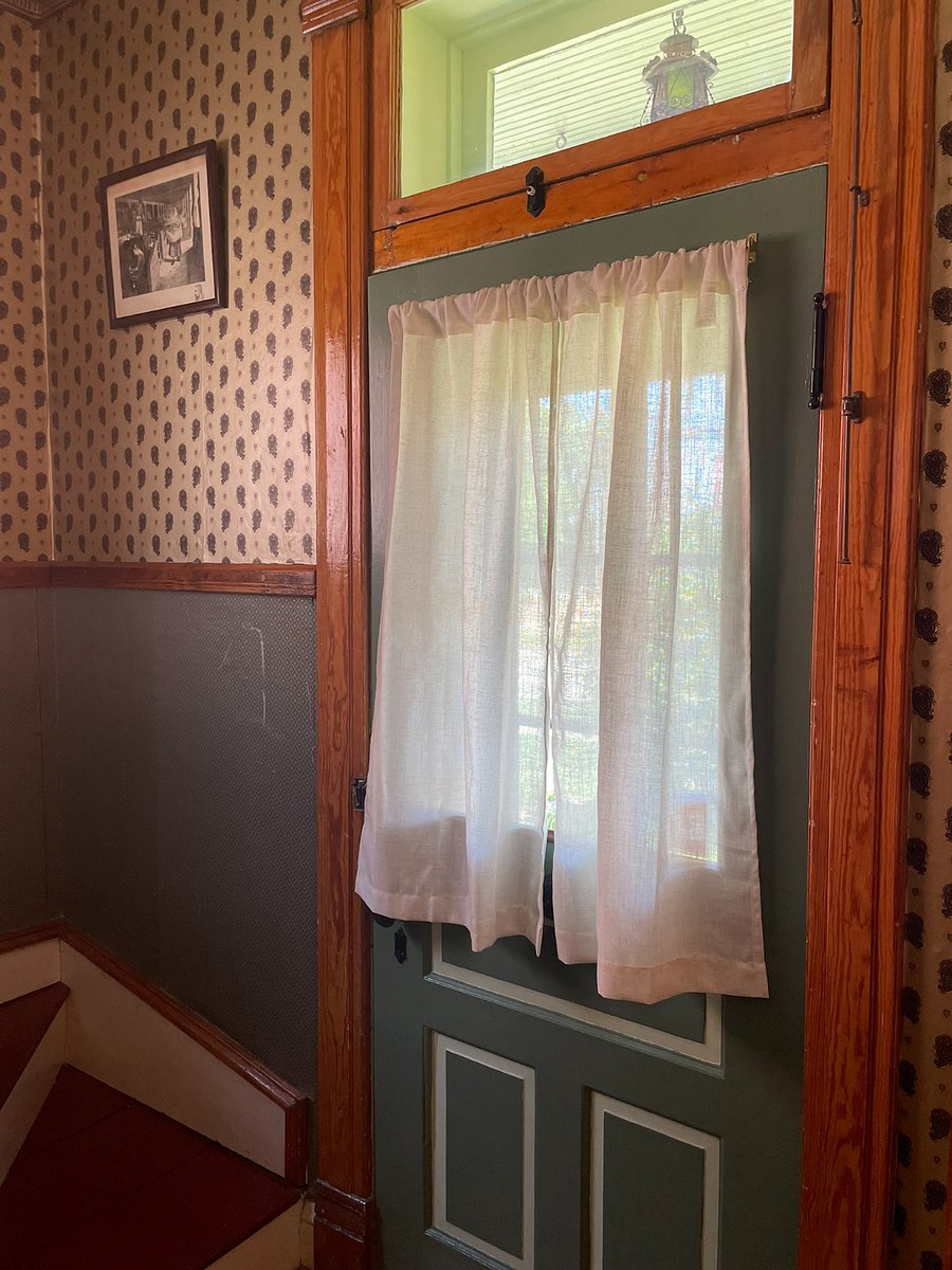 Furnished Finder property 404426_1 photo 26