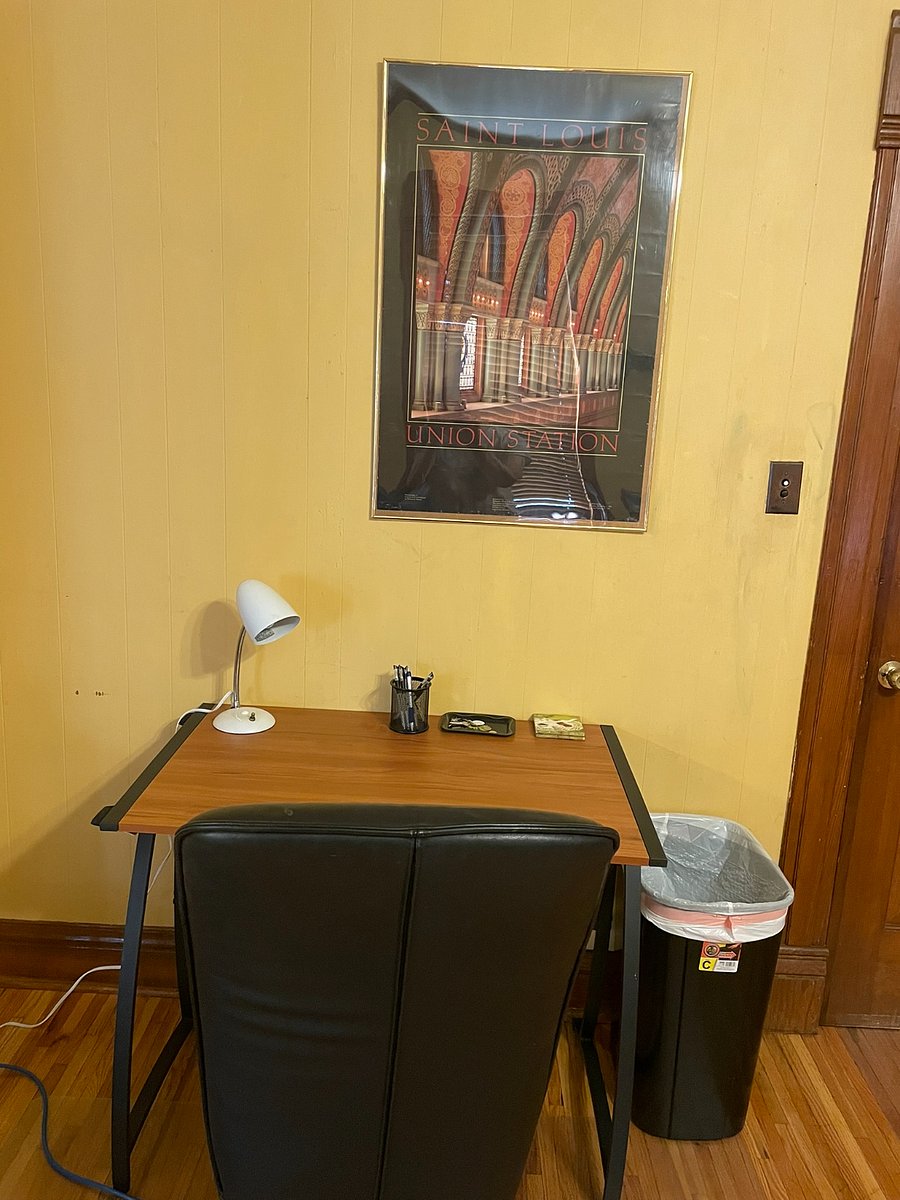 Furnished Finder property 404426_1 photo 23