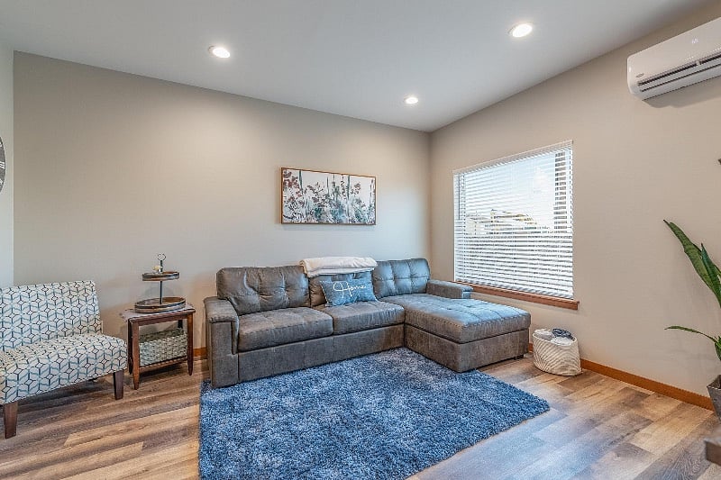 Furnished Finder property 404439_1 photo 12