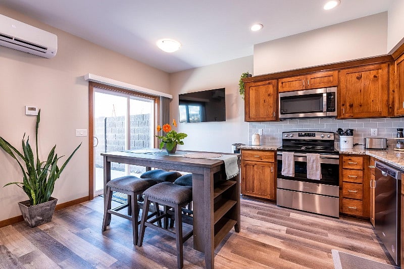 Furnished Finder property 404439_1 photo 14