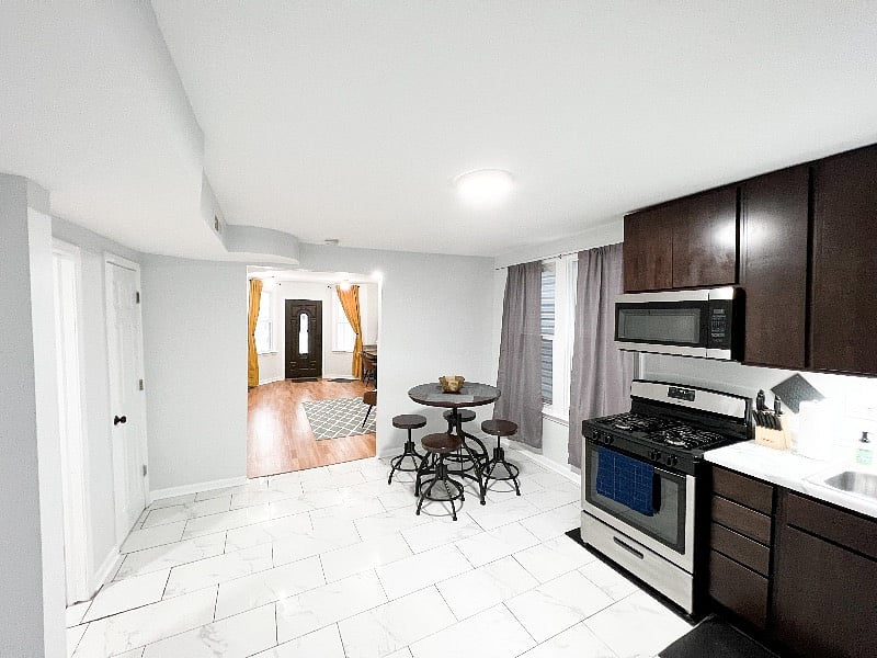 Furnished Finder property 404467_1 photo 11
