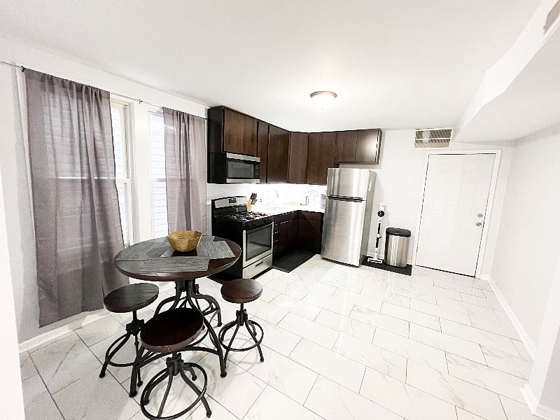 Furnished Finder property 404467_1 photo 10