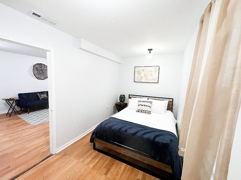 Furnished Finder property 404467_1 photo 5