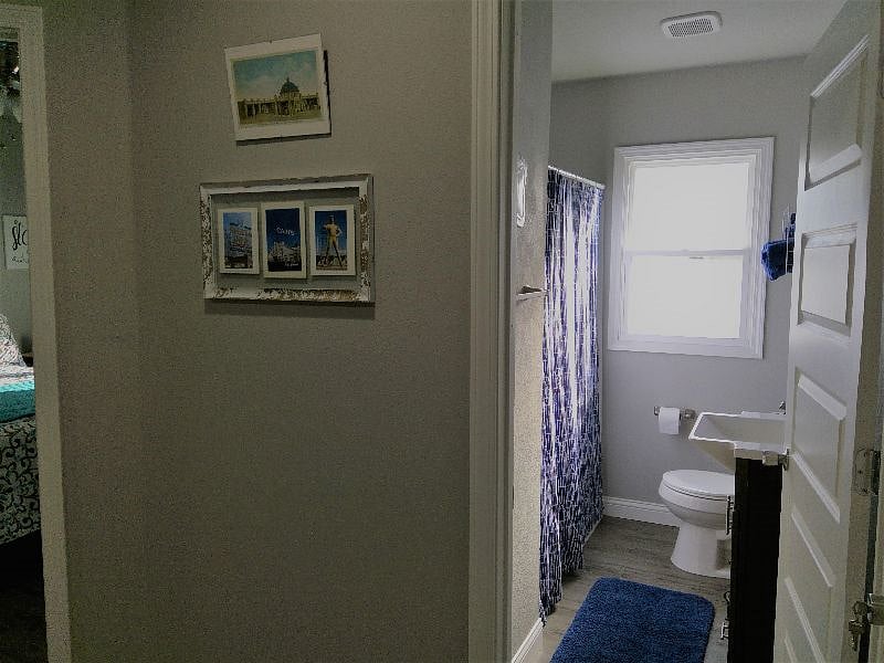 Furnished Finder property 404481_1 photo 8