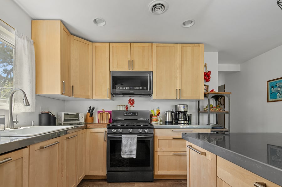 Furnished Finder property 404489_1 photo 23