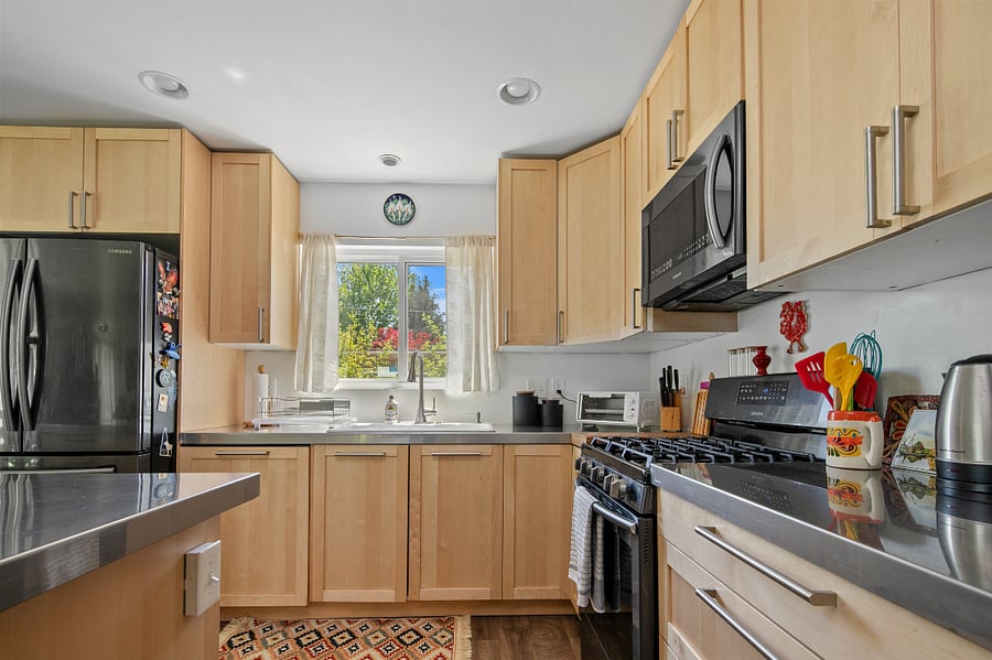Furnished Finder property 404489_1 photo 21
