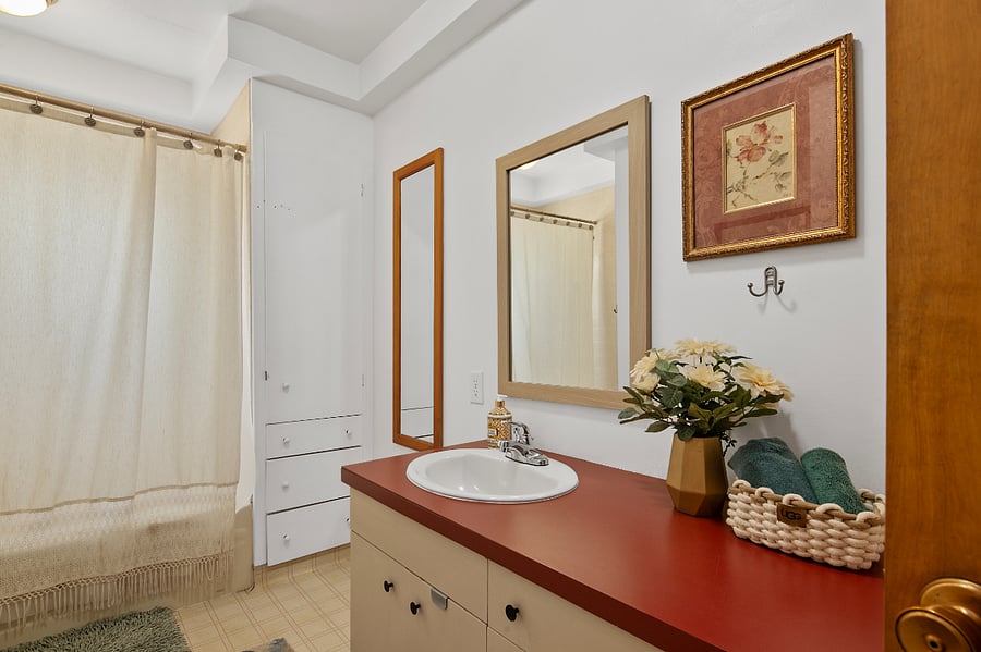 Furnished Finder property 404489_1 photo 33