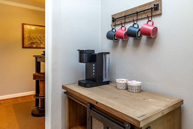 Furnished Finder property 404500_1 photo 4