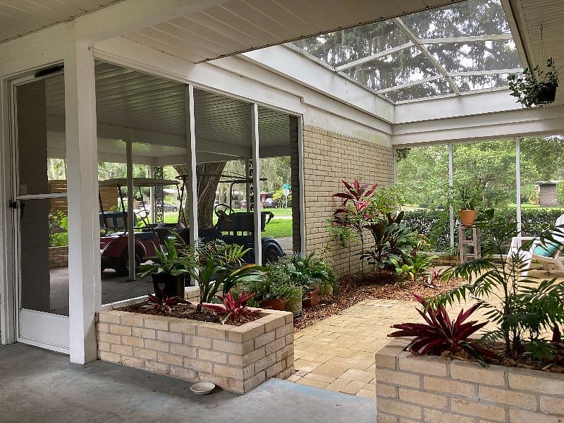 screened porch