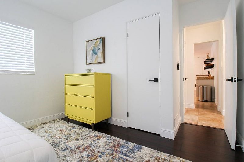 2nd bedroom