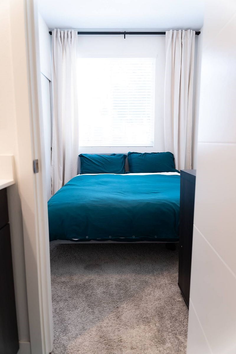 Furnished Finder property 404573_1 photo 22