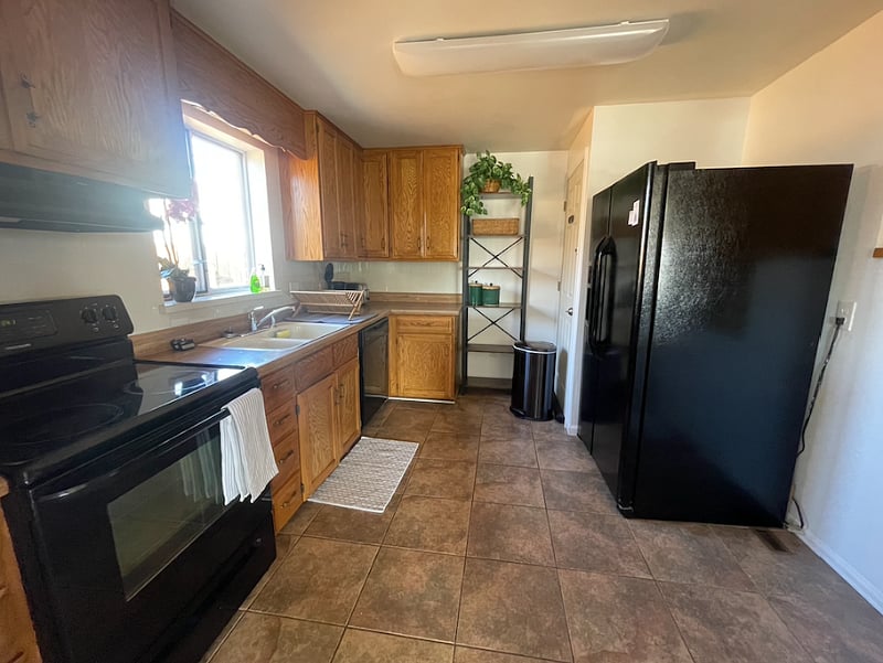Furnished Finder property 404576_2 photo 3