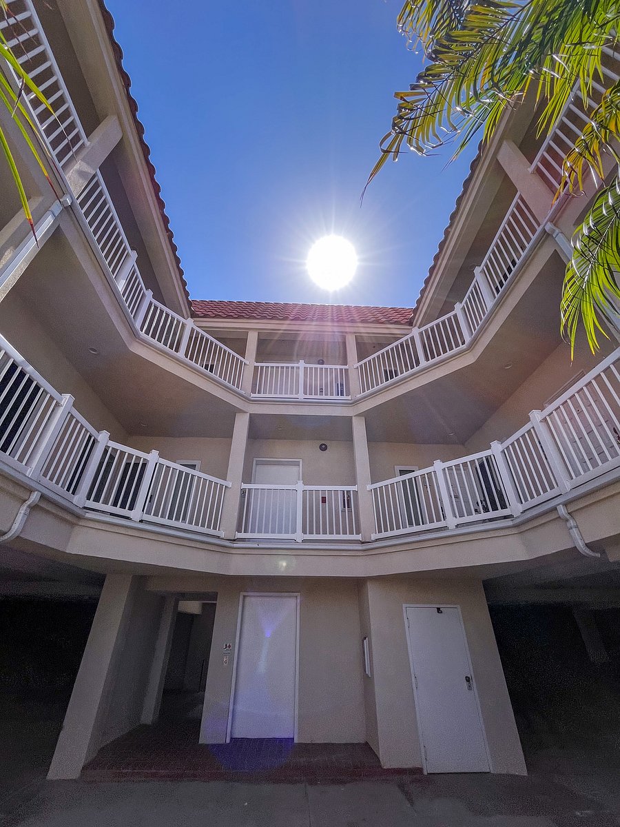Furnished Finder property 404585_1 photo 32
