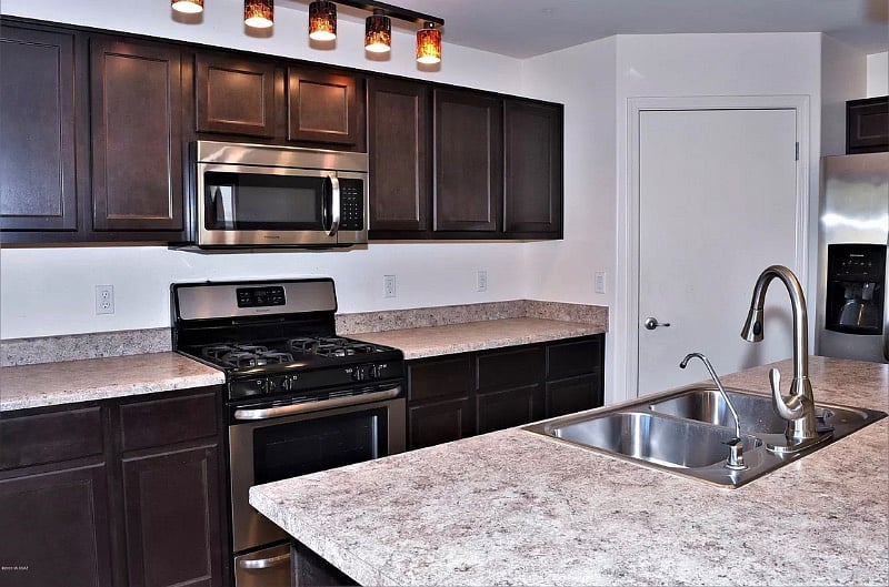 Furnished Finder property 404590_1 photo 4