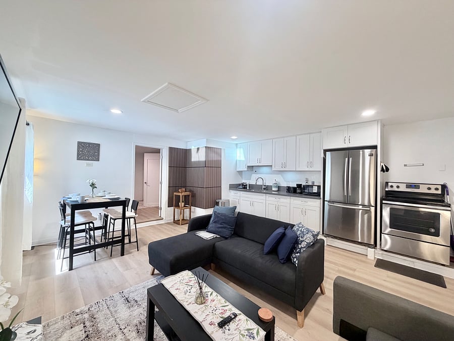 Furnished Finder property 404597_1 photo 3