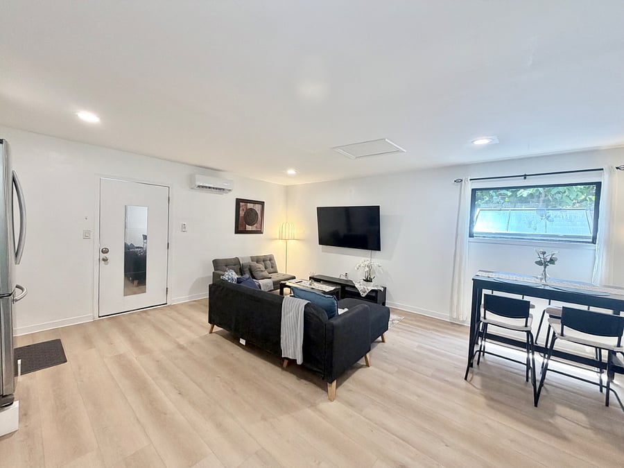 Furnished Finder property 404597_1 photo 25