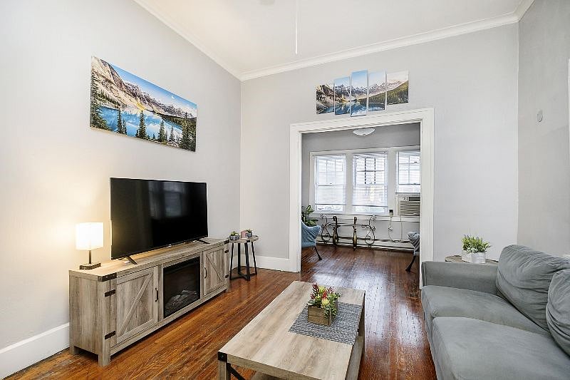 Furnished Finder property 404605_1 photo 5