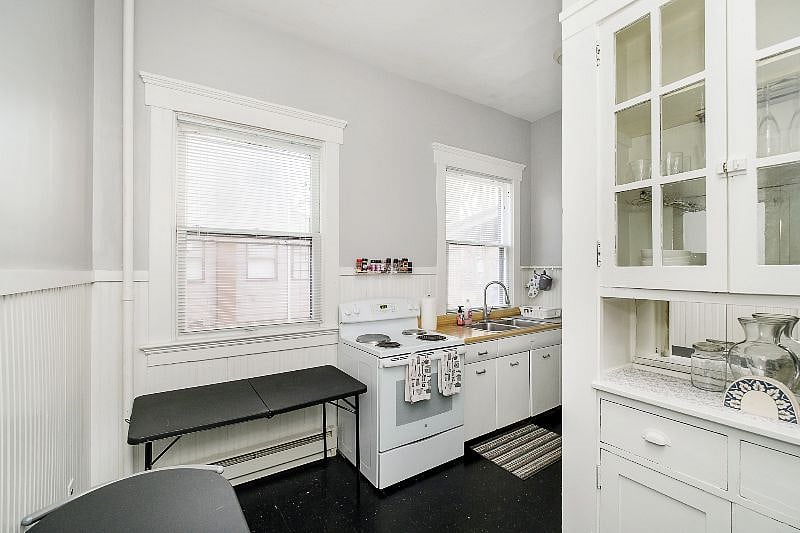 Furnished Finder property 404605_1 photo 10